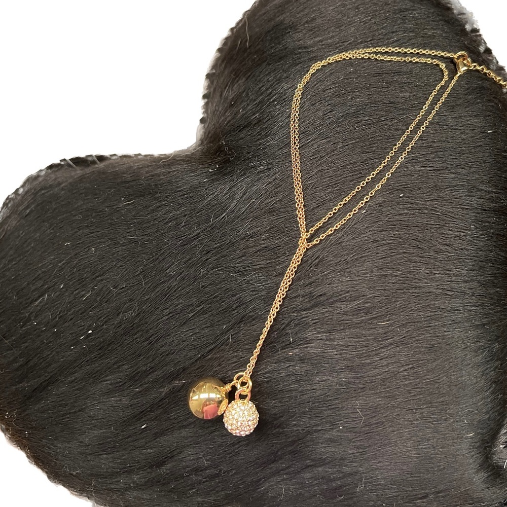 💄VINTAGE ESTÉE LAUDER NECKLACE 💄